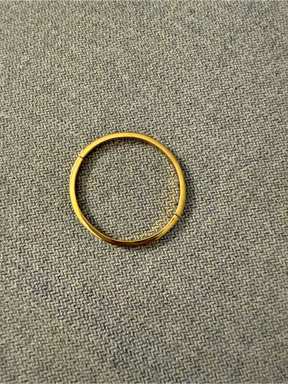 Kate Spade New York Gold Bangle Bracelet with Black Hearts